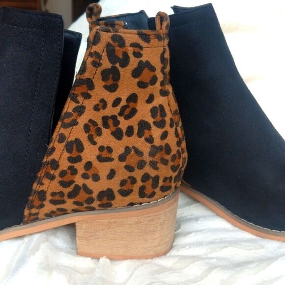 Corky's Leopard Print /Black split Bootie - Picture 4 of 9